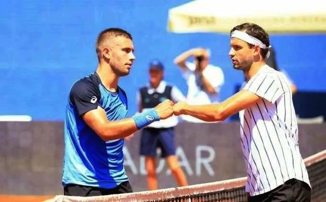 人士透露 人士透露