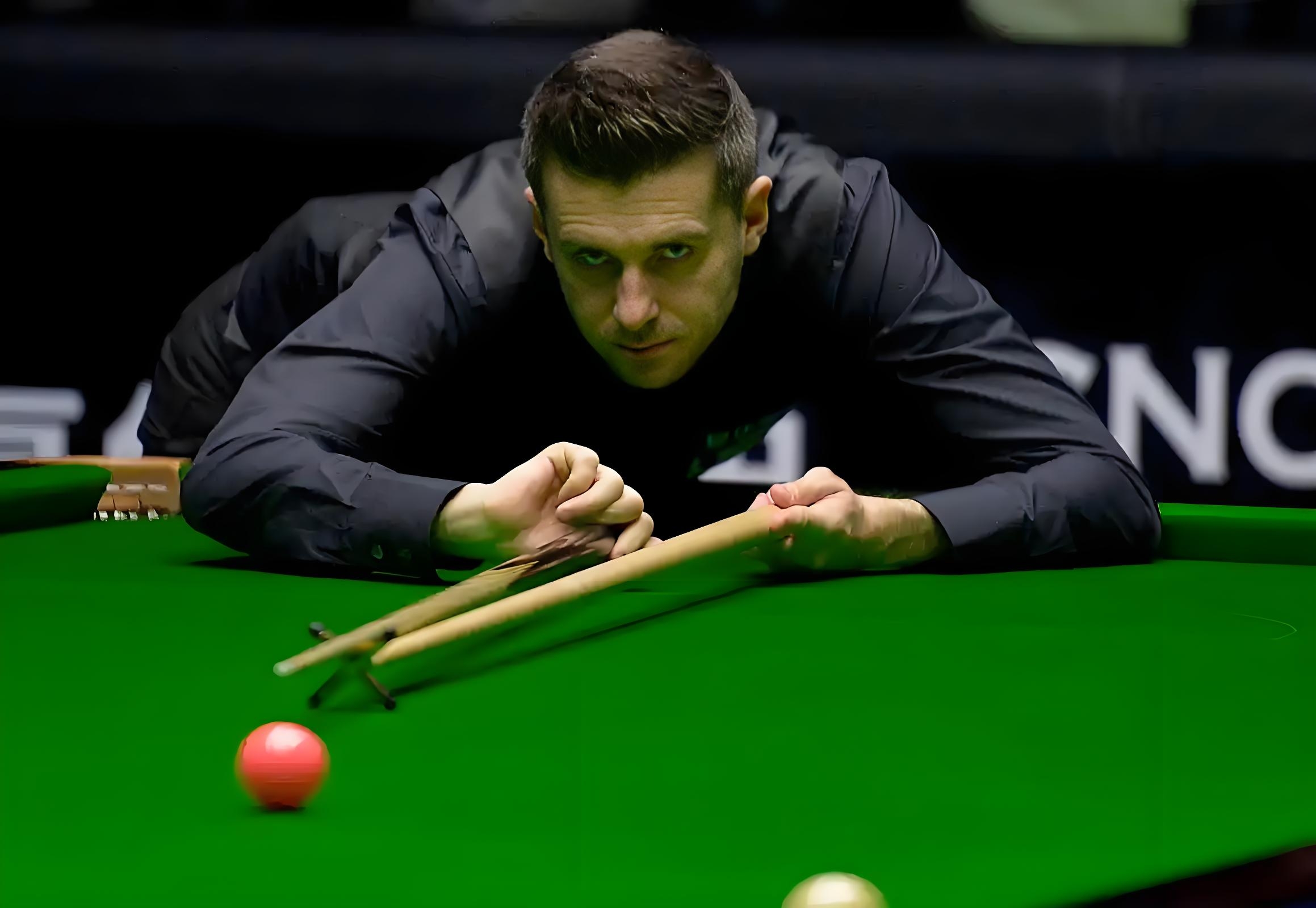 此次展现出 此次展现出